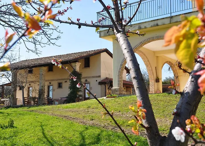 בית חווה Torre Mannella